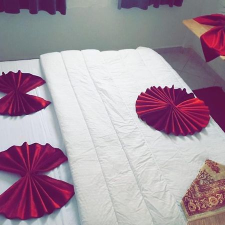 Hotel Soukina Дакла Екстериор снимка