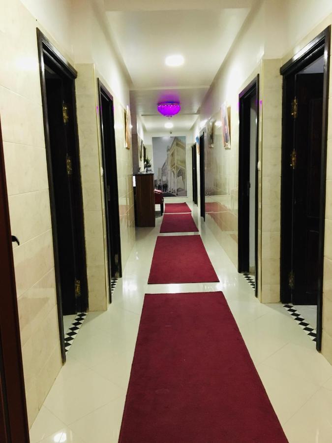 Hotel Soukina Дакла Екстериор снимка